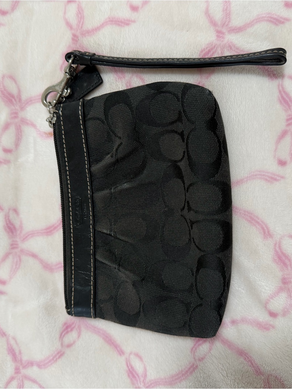 Vintage Coach Black Signature Wristlet Pouch